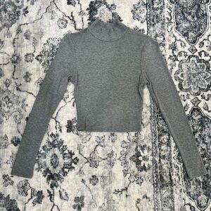 Gray Ribbed Turtleneck Sweater